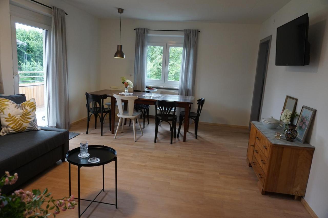 Wohnung Erdgeschoss Mit 3 Schlafzimmer In Ruhiger Gegend Mader Kültér fotó